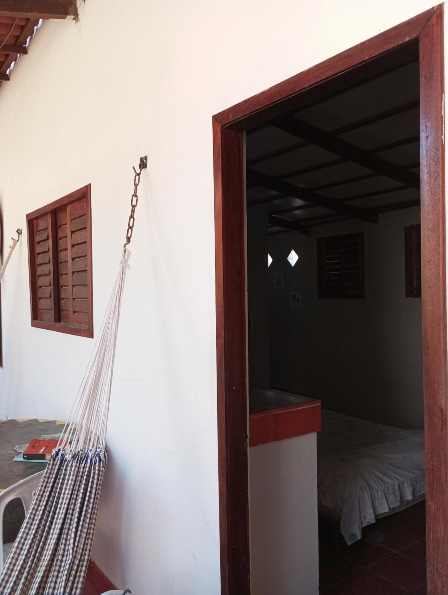 Hospedagem Da Keila Matos Аракати Номер фото